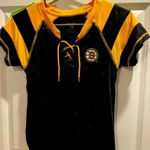 Boston bruins woman’s short sleeve shirt.